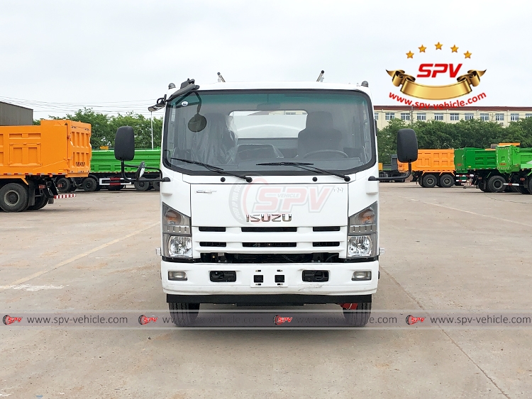 6,000 Litres Fuel Tank Truk ISUZU - F 6,000 Litres Fuel Tank Truk ISUZU - F